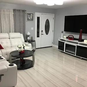 Mary's Luxury House Holiday home Tampa