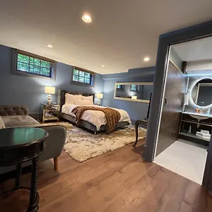 Dougan Apartment Portland
